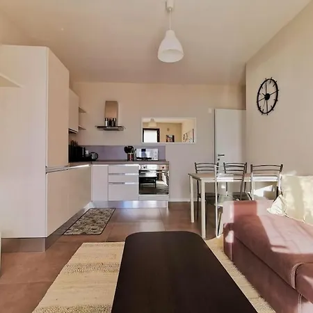 Lakeview Escape Apartman *